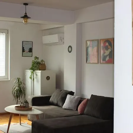 Apartament Cozy & Pet-Friendly Retreat Skopje Zewnętrze zdjęcie