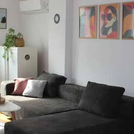 Apartament Cozy & Pet-Friendly Retreat Skopje Zewnętrze zdjęcie